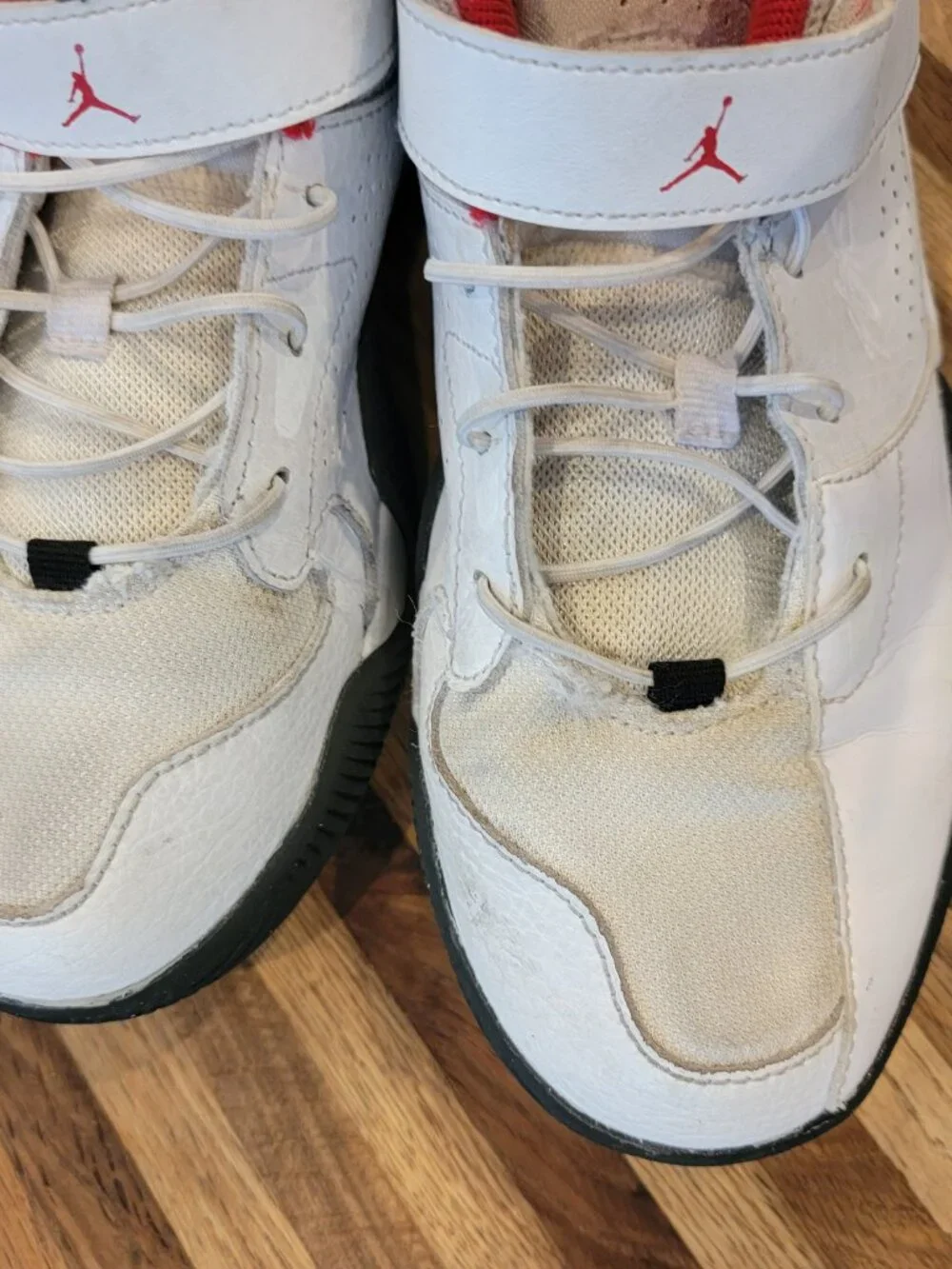 Jordan Stay Loyal 2 High Top Sneakers DQ8399-106 date code 10/12/22